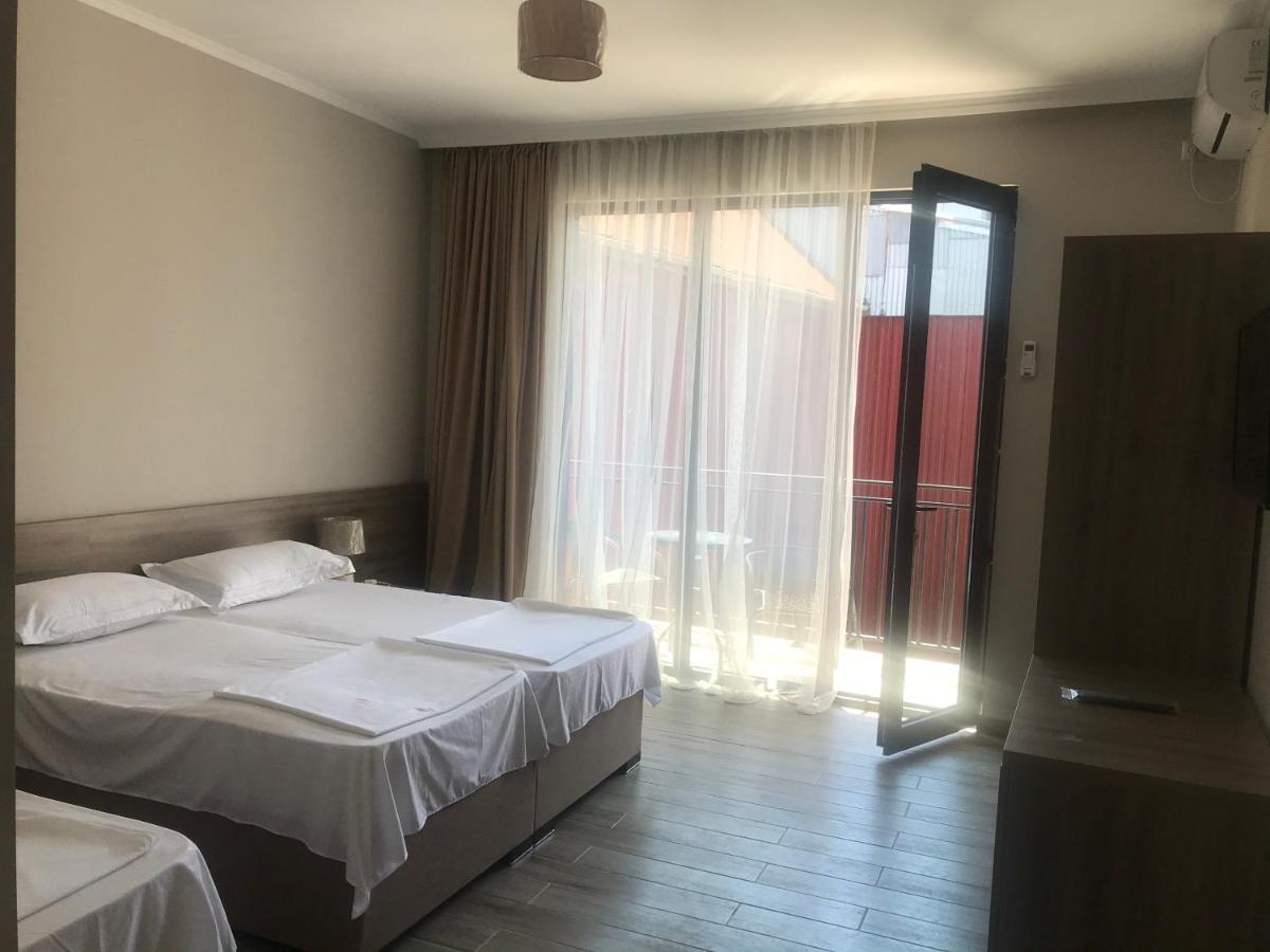 Guest House Nina Kobuleti Ngoại thất bức ảnh