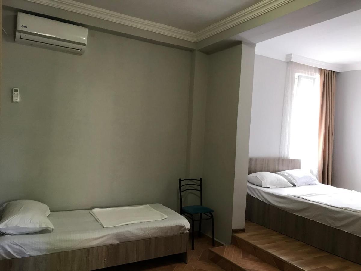 Guest House Nina Kobuleti Ngoại thất bức ảnh