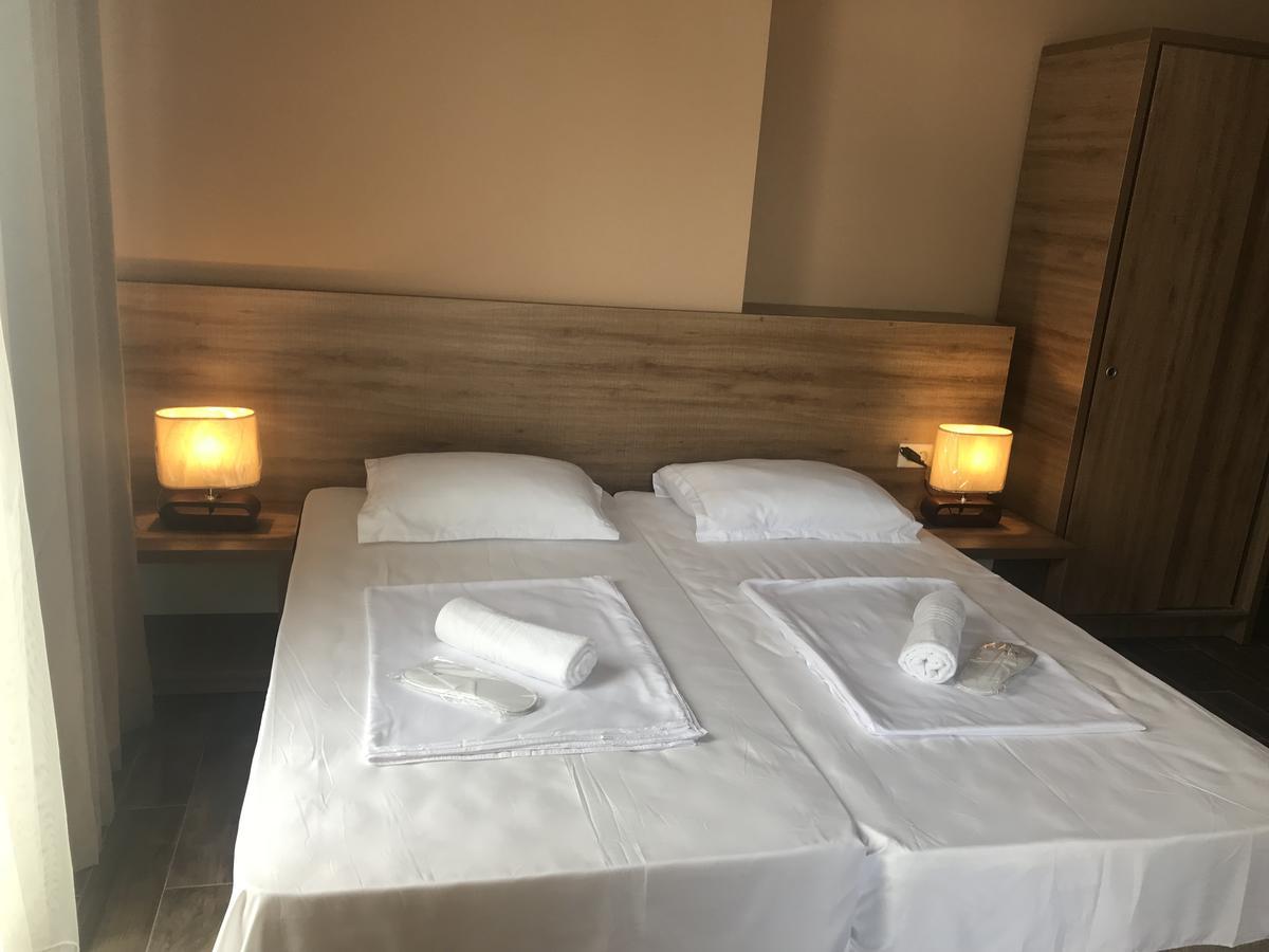 Guest House Nina Kobuleti Ngoại thất bức ảnh